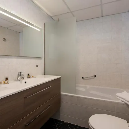 Petit Nord 3* Hoorn (North Holland)