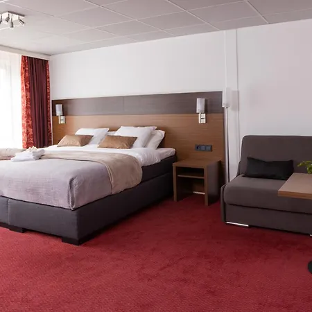 Hampshire Petit Nord 3* Hoorn (North Holland)