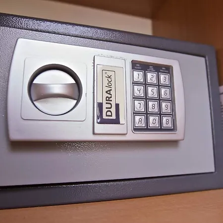 Hampshire Petit Nord Hotel 3*