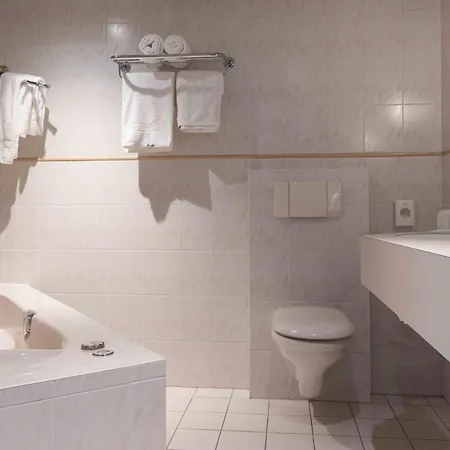 Hotel Hampshire Petit Nord 3*