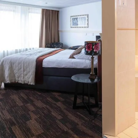 Hampshire Petit Nord 3* Hoorn (North Holland)