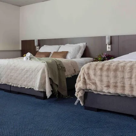 Hampshire Petit Nord 3* Hoorn (North Holland)